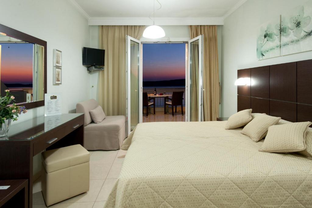 Hotel Anezina Pylos Eksteriør billede